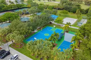 821 Cypress Blvd, Pompano Beach, FL 33069 - Photo 44