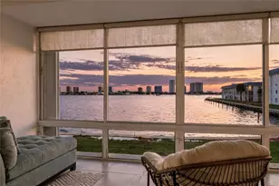 2936 Lake Shore Dr, Riviera Beach, FL 33404 - Photo 10