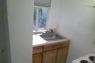 7400 Panama St, Miramar, FL 33023 - Photo 6