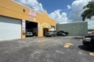 238 NW 9th Ave, Homestead, FL 33030 - Photo 1