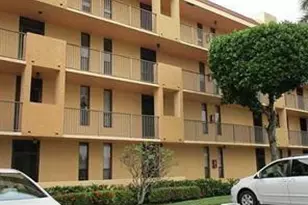 6010 Coral Lake Dr, Margate, FL 33063 - Photo 1