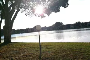 6010 Coral Lake Dr, Margate, FL 33063 - Photo 22