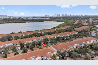 1554 Yellowheart Way #1554, Hollywood, FL 33019 - Photo 1