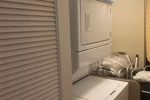 7280 S Devon Dr, Fort Lauderdale, FL 33321 - Photo 12