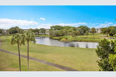 4402 Martinique Court #M4, Pompano Beach, FL 33066 - Photo 16