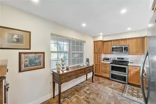 804 Cypress Grove Ln, Pompano Beach, FL 33069 - Photo 8