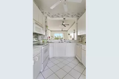 9551 Weldon Circle #404, Fort Lauderdale, FL 33321 - Photo 8