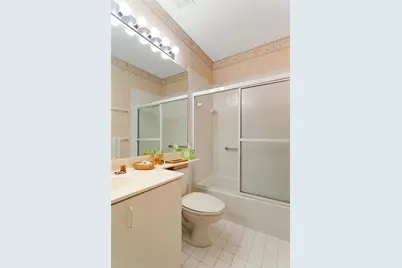 9551 Weldon Circle #404, Fort Lauderdale, FL 33321 - Photo 16