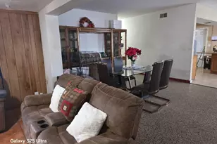 446 NW 119th St, Miami, FL 33168 - Photo 2