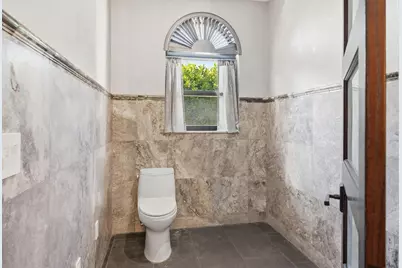 10270 SW 58th Street, Miami, FL 33173 - Photo 32