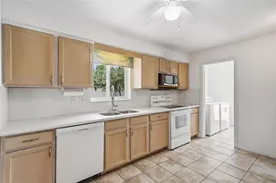 5651 NE 16th Ave, Fort Lauderdale, FL 33334 - Photo 8