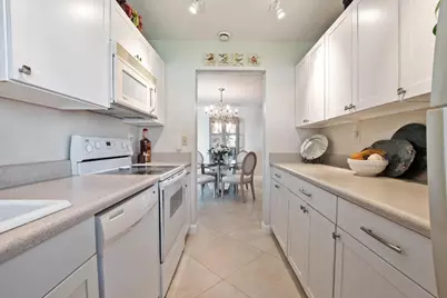 162 High Point Boulevard #B, Delray Beach, FL 33445 - Photo 8