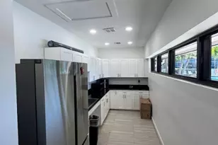 2671 S Course Dr, Pompano Beach, FL 33069 - Photo 36