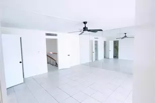 793 NE 206th St, Miami, FL 33179 - Photo 6