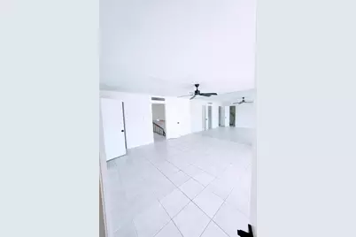 793 NE 206th Street, Miami, FL 33179 - Photo 8