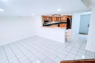 793 NE 206th St, Miami, FL 33179 - Photo 2