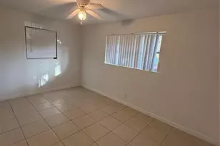 301 SE 21st Ave, Boynton Beach, FL 33435 - Photo 6