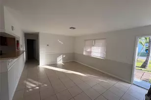 301 SE 21st Ave, Boynton Beach, FL 33435 - Photo 8