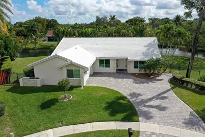 9800 NW 10th Court, Plantation, FL 33322 - Photo 18