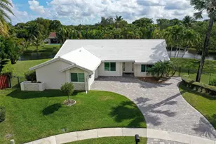 9800 NW 10th Ct, Plantation, FL 33322 - Photo 18