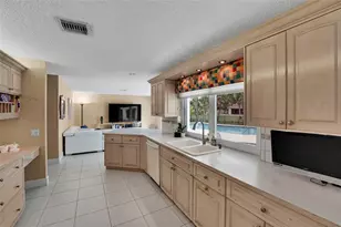 9800 NW 10th Ct, Plantation, FL 33322 - Photo 36