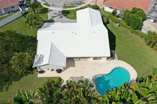 9800 NW 10th Ct, Plantation, FL 33322 - Photo 16