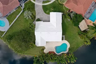 9800 NW 10th Ct, Plantation, FL 33322 - Photo 4