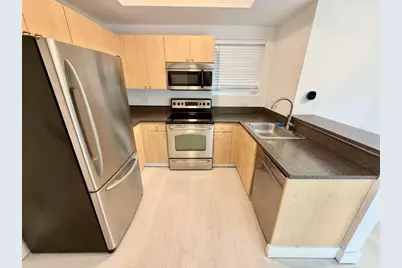 7516 NE 1st Avenue #302, Miami, FL 33138 - Photo 4