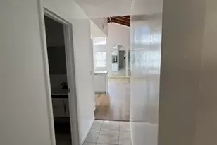 3046 W Missionwood Ln, Miramar, FL 33025 - Photo 8