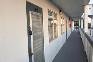 3028 Harwood D, Deerfield Beach, FL 33442 - Photo 4