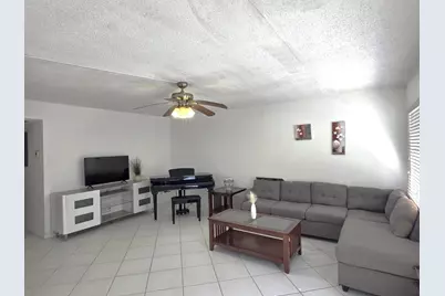 3028 Harwood D #3028, Deerfield Beach, FL 33442 - Photo 2