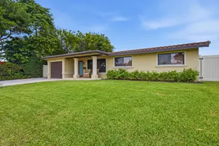730 SE 3rd Terrace, Pompano Beach, FL 33060 - Photo 2