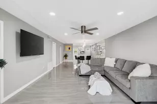 777 Jeffery St, Boca Raton, FL 33487 - Photo 14