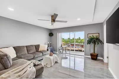 777 Jeffery Street #302, Boca Raton, FL 33487 - Photo 2