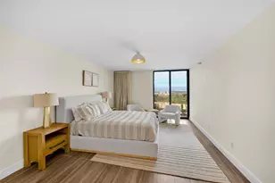 19667 Turnberry Way, Miami, FL 33180 - Photo 24