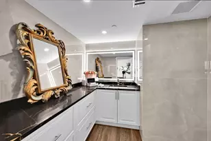 19667 Turnberry Way, Miami, FL 33180 - Photo 26