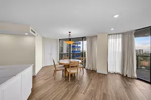 19667 Turnberry Way, Miami, FL 33180 - Photo 14