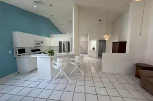 853 Sand Creek Cir, Weston, FL 33327 - Photo 24