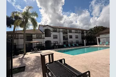 560 S S Park #26-7, Hollywood, FL 33021 - Photo 20