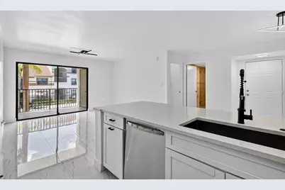 560 S S Park #26-7, Hollywood, FL 33021 - Photo 4