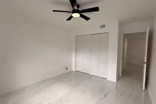 560 S S Park, Hollywood, FL 33021 - Photo 10