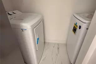 560 S S Park, Hollywood, FL 33021 - Photo 6