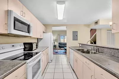 10240 NW 33rd Place, Sunrise, FL 33351 - Photo 28