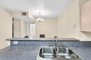 10240 NW 33rd Pl, Sunrise, FL 33351 - Photo 18