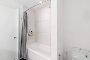 2000 Metropica Wy, Sunrise, FL 33323 - Photo 24