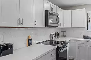 9370 SW 1st St, Plantation, FL 33324 - Photo 12