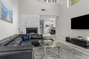 9370 SW 1st St, Plantation, FL 33324 - Photo 6