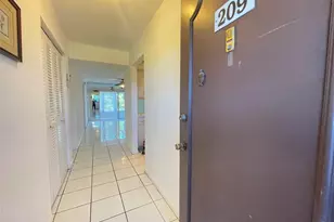 2900 NW 47th Terrace, Fort Lauderdale, FL 33313 - Photo 4