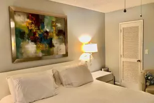 800 Cypress Grove Dr, Pompano Beach, FL 33069 - Photo 10