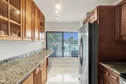 2273 SW 15th Place, Deerfield Beach, FL 33442 - Photo 12